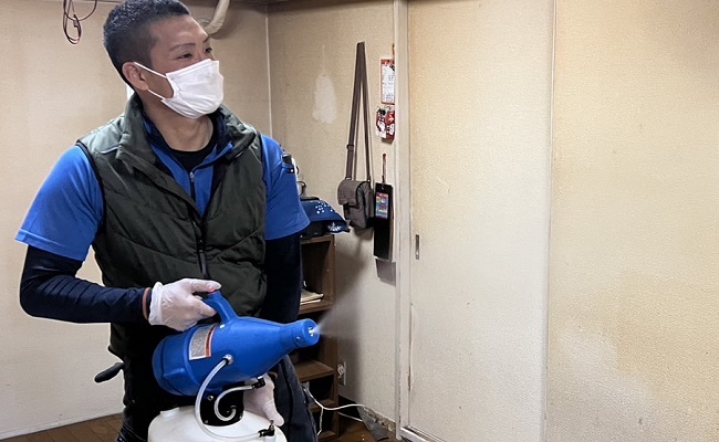 神戸の特殊清掃の作業