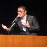 神戸文化ホールにて講演会